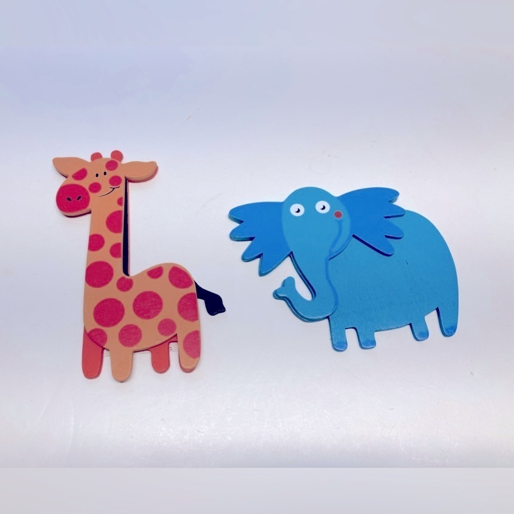 Wooden Animals, 15 Giraffes & 15 Elephants, Multiple Uses, NWT